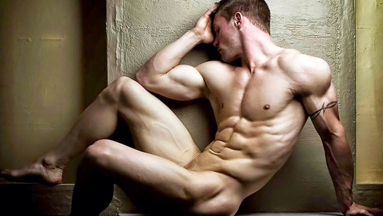 Ripped Hunk Artistic Nude.