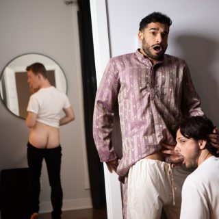 Indian Hunk Wants My Ass - Benny Fox, Enzo Muller & Raj