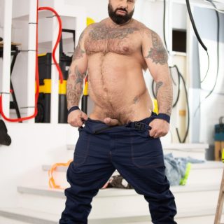 Alpha Builders, Uncut  - Nik Fros, Alex Palmieri, Ross Hurston, Jacob Lord, Alex Marte & Kinkoer