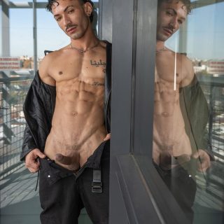 Aiden Ward & Siren Santiago