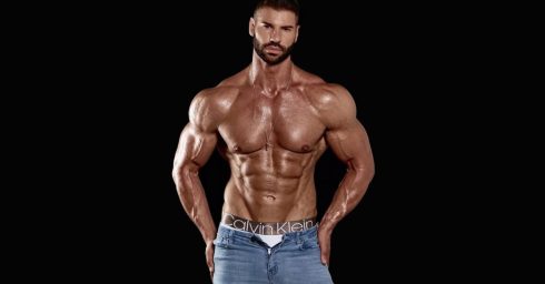 Muscular Stud Shirtless in Jeans
