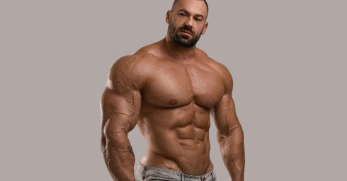 Muscular Stud Shirtless in Jeans