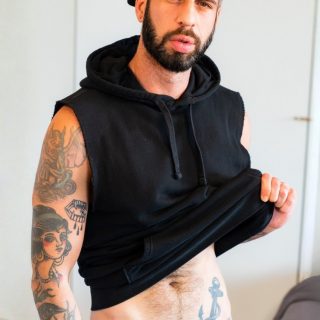 Kingsize Wakeup - Romeo Davis & Ryan Jacobs