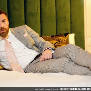 Businessmen Casual Hookup - OnlyMatt & Manuel Capri