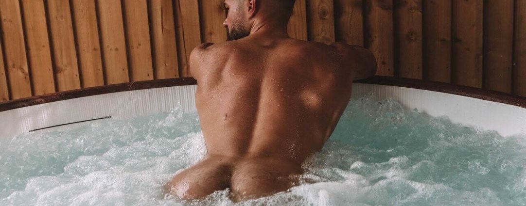 Rearview Athletic Guy Naked in a Hot Tub